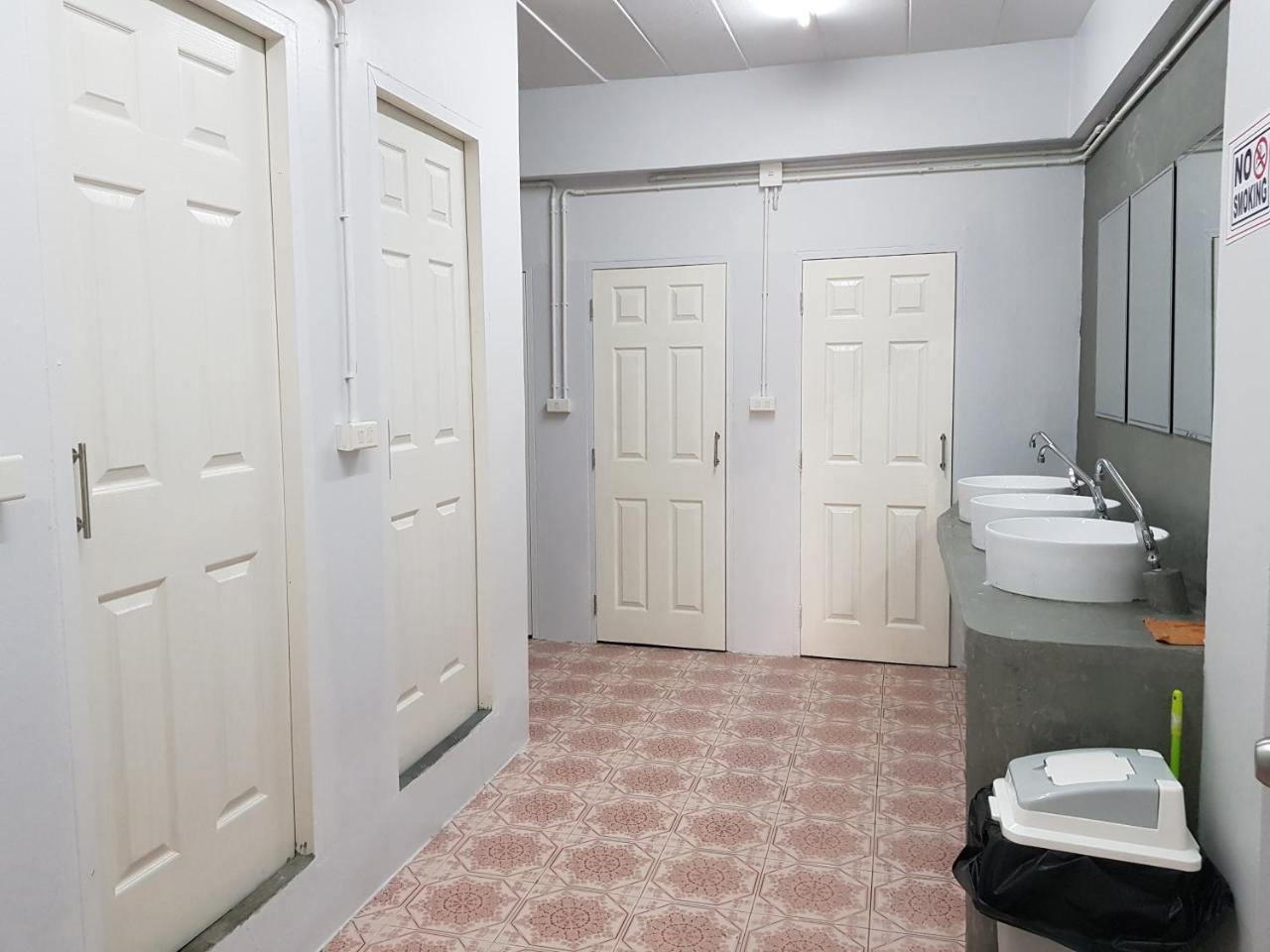 Pattaya Hostel Stay Inn Eksteriør billede