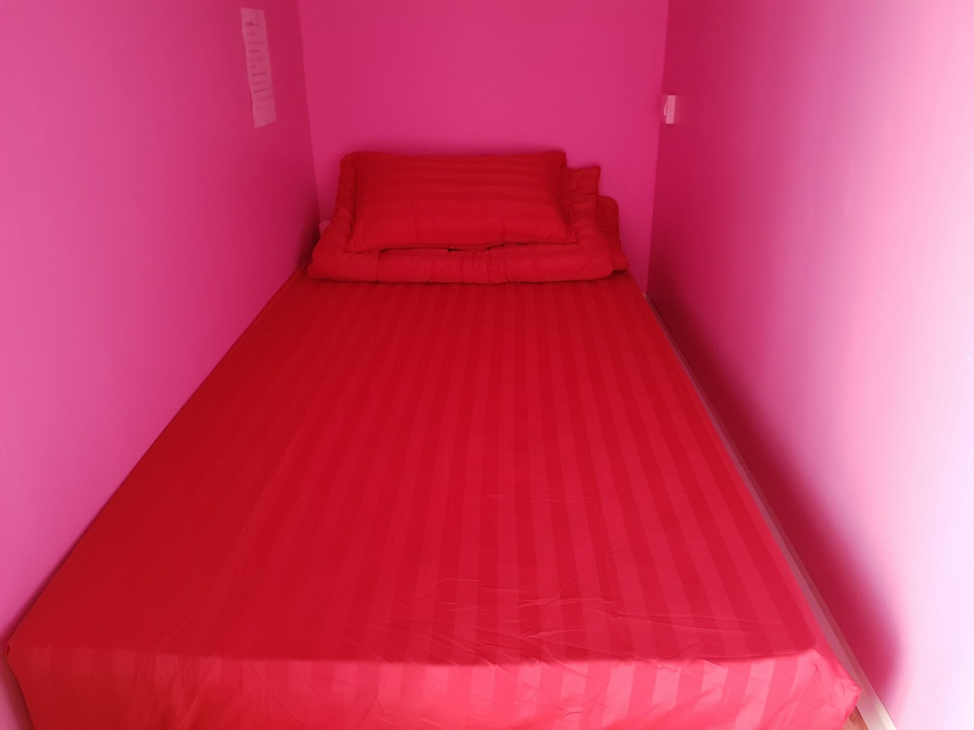 Pattaya Hostel Stay Inn Eksteriør billede